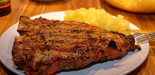 t-bone-8-steak and dinner